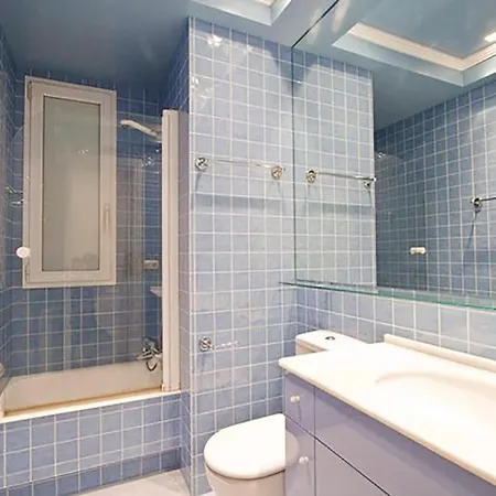 The Collection | Leonardo Apartment *